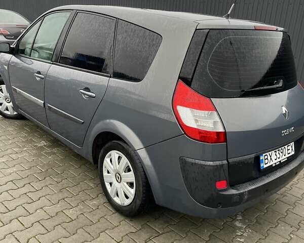 Серый Рено Гранд Сценик, объемом двигателя 2 л и пробегом 282 тыс. км за 5000 $, фото 12 на Automoto.ua