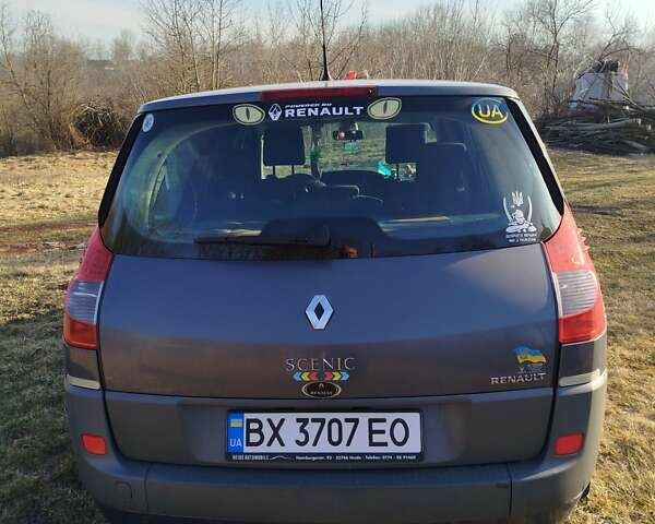 Сірий Рено Гранд Сценік, об'ємом двигуна 1.6 л та пробігом 185 тис. км за 4700 $, фото 10 на Automoto.ua