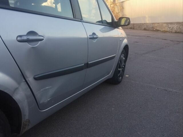 Сірий Рено Гранд Сценік, об'ємом двигуна 0 л та пробігом 245 тис. км за 4200 $, фото 6 на Automoto.ua