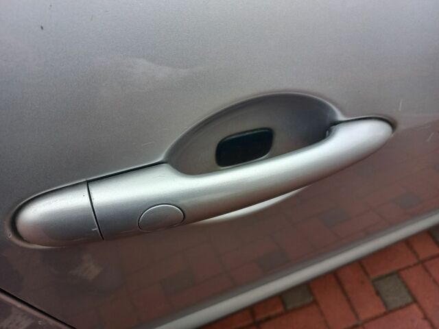 Серый Рено Гранд Сценик, объемом двигателя 1 л и пробегом 160 тыс. км за 4950 $, фото 9 на Automoto.ua