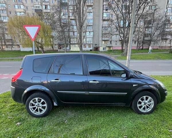 Сірий Рено Гранд Сценік, об'ємом двигуна 1.9 л та пробігом 400 тис. км за 4300 $, фото 1 на Automoto.ua