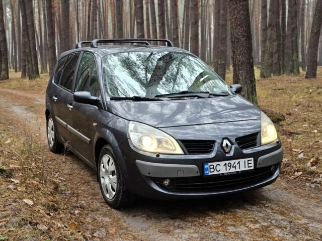 Серый Рено Гранд Сценик, объемом двигателя 1.9 л и пробегом 300 тыс. км за 4800 $, фото 1 на Automoto.ua