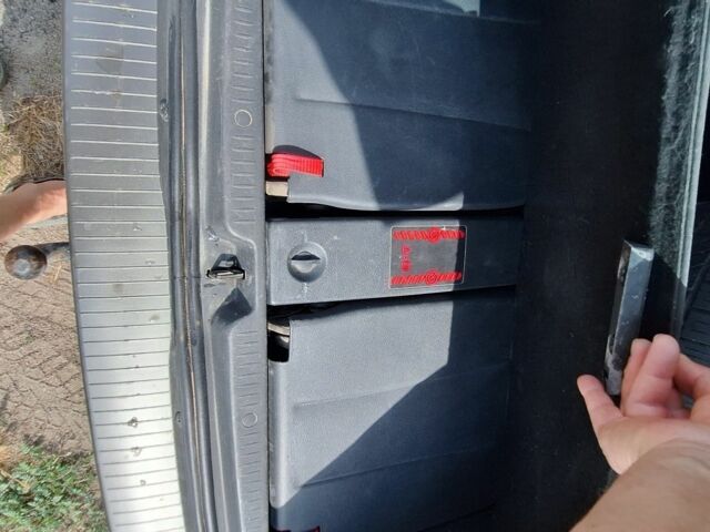 Сірий Рено Гранд Сценік, об'ємом двигуна 1.5 л та пробігом 234 тис. км за 5350 $, фото 7 на Automoto.ua