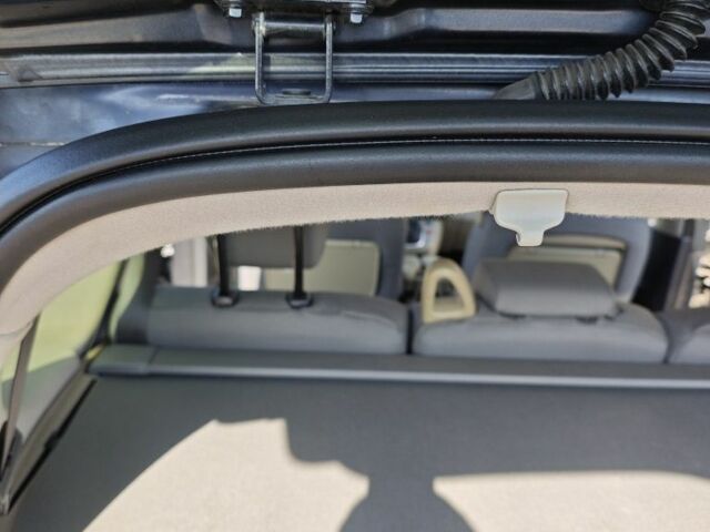 Серый Рено Гранд Сценик, объемом двигателя 2 л и пробегом 317 тыс. км за 6200 $, фото 11 на Automoto.ua