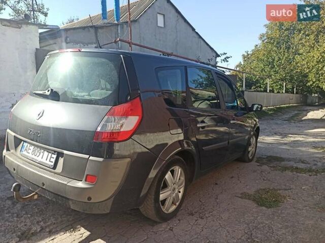 Сірий Рено Гранд Сценік, об'ємом двигуна 2 л та пробігом 230 тис. км за 7100 $, фото 3 на Automoto.ua
