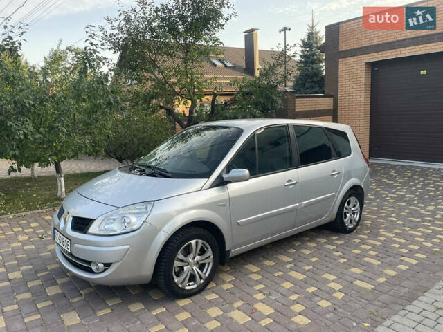 Рено Гранд Сценик 2006 в Харькове на Automoto.ua Серый Рено Гранд Сценик, объемом двигателя 2 л и пробегом 76 тыс. км за 7999 $, фото 2 на Automoto.ua