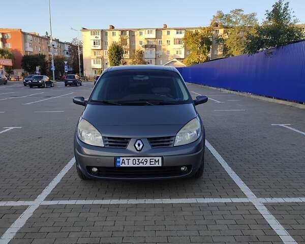 Серый Рено Гранд Сценик, объемом двигателя 2 л и пробегом 299 тыс. км за 5300 $, фото 4 на Automoto.ua