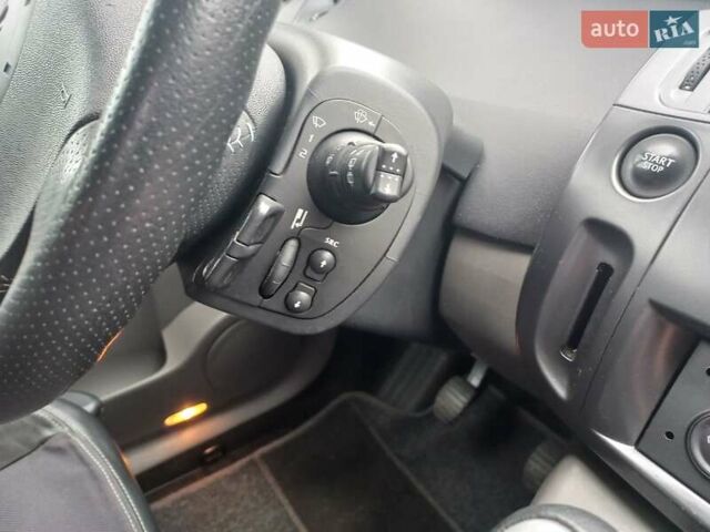 Серый Рено Гранд Сценик, объемом двигателя 1.6 л и пробегом 160 тыс. км за 4950 $, фото 91 на Automoto.ua