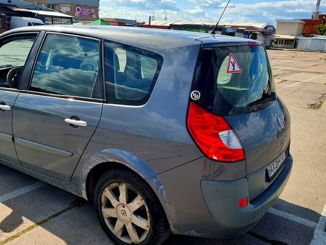 Рено Гранд Сценик 2006 в Харькове на Automoto.ua Серый Рено Гранд Сценик, объемом двигателя 2 л и пробегом 240 тыс. км за 4300 $, фото 10 на Automoto.ua
