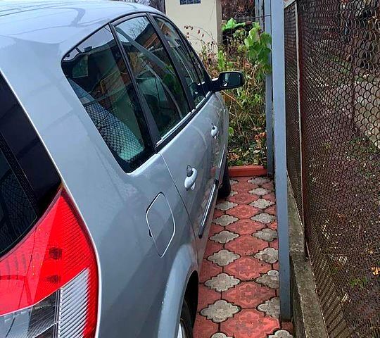 Рено Гранд Сценік 2006 у Первомайськ на Automoto.ua Сірий Рено Гранд Сценік, об'ємом двигуна 16 л та пробігом 230 тис. км за 5200 $, фото 4 на Automoto.ua