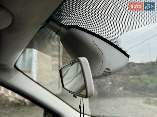 Серый Рено Гранд Сценик, объемом двигателя 1.6 л и пробегом 188 тыс. км за 6200 $, фото 44 на Automoto.ua