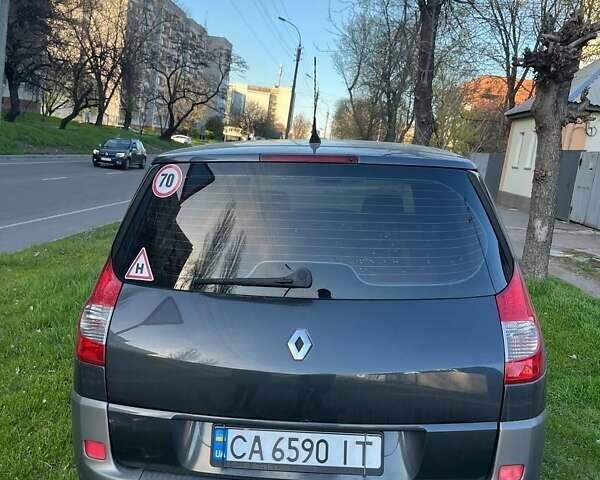 Сірий Рено Гранд Сценік, об'ємом двигуна 1.9 л та пробігом 400 тис. км за 4300 $, фото 9 на Automoto.ua