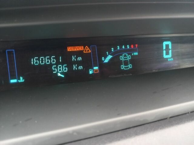 Серый Рено Гранд Сценик, объемом двигателя 1 л и пробегом 160 тыс. км за 4950 $, фото 19 на Automoto.ua