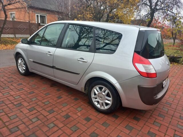 Серый Рено Гранд Сценик, объемом двигателя 1 л и пробегом 160 тыс. км за 4950 $, фото 6 на Automoto.ua