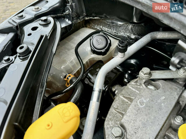 Серый Рено Гранд Сценик, объемом двигателя 1.6 л и пробегом 188 тыс. км за 6200 $, фото 47 на Automoto.ua