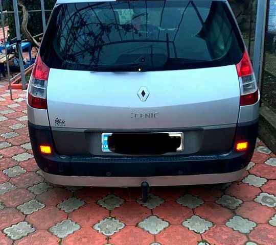 Рено Гранд Сценік 2006 у Первомайськ на Automoto.ua Сірий Рено Гранд Сценік, об'ємом двигуна 16 л та пробігом 230 тис. км за 5200 $, фото 1 на Automoto.ua