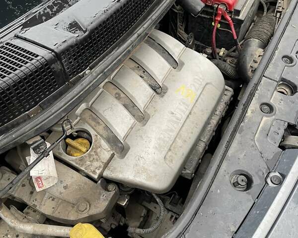 Серый Рено Гранд Сценик, объемом двигателя 2 л и пробегом 282 тыс. км за 5000 $, фото 1 на Automoto.ua