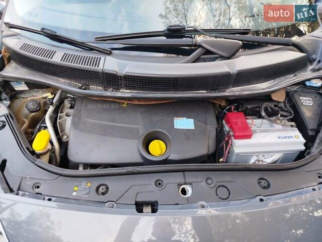 Рено Гранд Сценик 2006 в Черновцах на Automoto.ua Серый Рено Гранд Сценик, объемом двигателя 0 л и пробегом 240 тыс. км за 6300 $, фото 19 на Automoto.ua