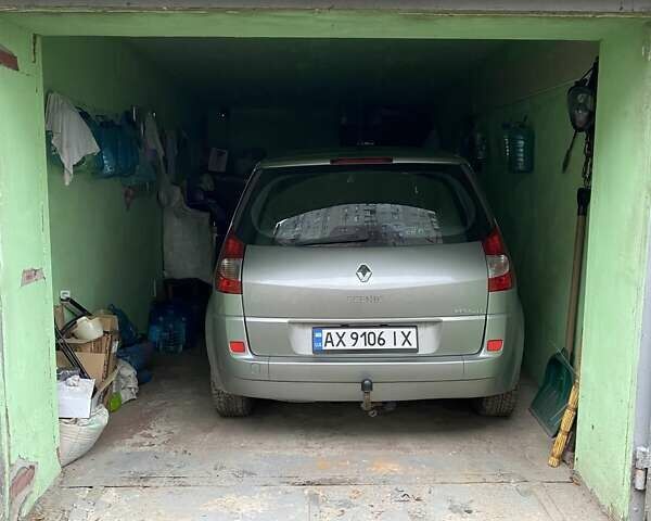 Серый Рено Гранд Сценик, объемом двигателя 1.5 л и пробегом 200 тыс. км за 5500 $, фото 8 на Automoto.ua