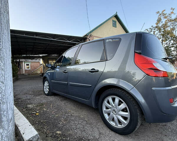 Рено Гранд Сценик 2007 в Славянске на Automoto.ua Серый Рено Гранд Сценик, объемом двигателя 1.6 л и пробегом 207 тыс. км за 5600 $, фото 4 на Automoto.ua