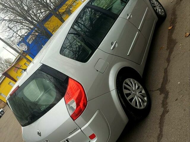 Рено Гранд Сценик 2007 в Запорожье на Automoto.ua Серый Рено Гранд Сценик, объемом двигателя 1.6 л и пробегом 193 тыс. км за 6500 $, фото 4 на Automoto.ua