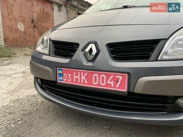 Сірий Рено Гранд Сценік, об'ємом двигуна 1.6 л та пробігом 186 тис. км за 6200 $, фото 33 на Automoto.ua