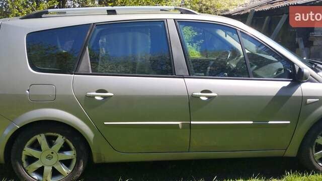 Сірий Рено Гранд Сценік, об'ємом двигуна 2 л та пробігом 214 тис. км за 5450 $, фото 3 на Automoto.ua