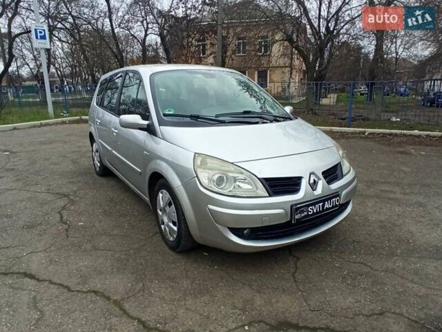 Сірий Рено Гранд Сценік, об'ємом двигуна 1.6 л та пробігом 296 тис. км за 4999 $, фото 2 на Automoto.ua