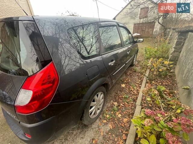 Сірий Рено Гранд Сценік, об'ємом двигуна 2 л та пробігом 208 тис. км за 5700 $, фото 12 на Automoto.ua