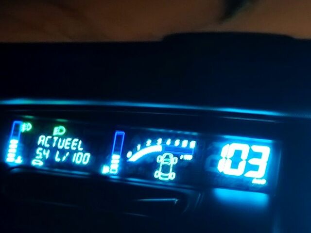 Рено Гранд Сценик 2007 в Одессе на Automoto.ua Серый Рено Гранд Сценик, объемом двигателя 1.6 л и пробегом 270 тыс. км за 5000 $, фото 8 на Automoto.ua