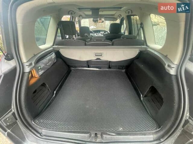 Сірий Рено Гранд Сценік, об'ємом двигуна 2 л та пробігом 208 тис. км за 5700 $, фото 27 на Automoto.ua