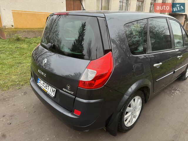 Серый Рено Гранд Сценик, объемом двигателя 2 л и пробегом 365 тыс. км за 4444 $, фото 23 на Automoto.ua
