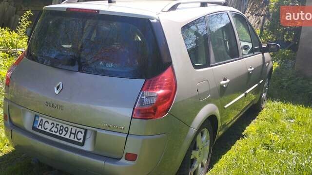Сірий Рено Гранд Сценік, об'ємом двигуна 2 л та пробігом 214 тис. км за 5450 $, фото 2 на Automoto.ua