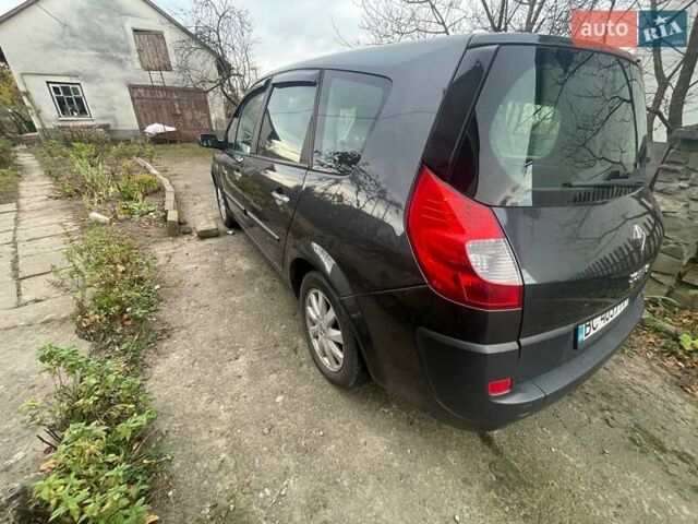 Сірий Рено Гранд Сценік, об'ємом двигуна 2 л та пробігом 208 тис. км за 5700 $, фото 11 на Automoto.ua