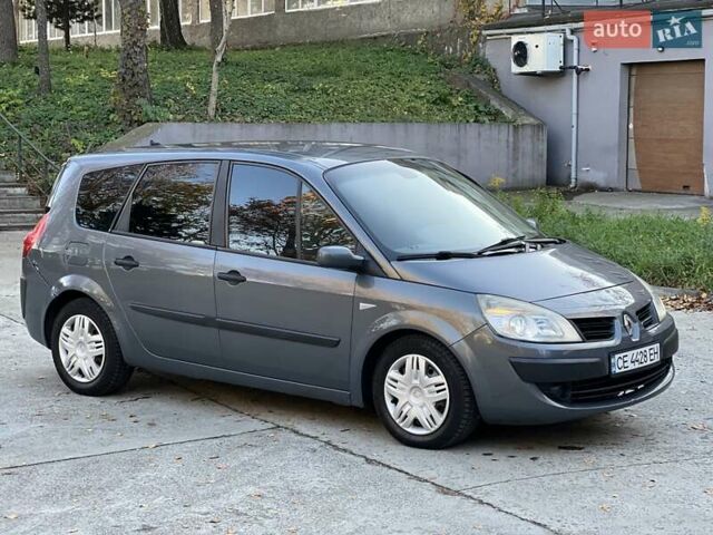 Серый Рено Гранд Сценик, объемом двигателя 1.46 л и пробегом 300 тыс. км за 4450 $, фото 16 на Automoto.ua
