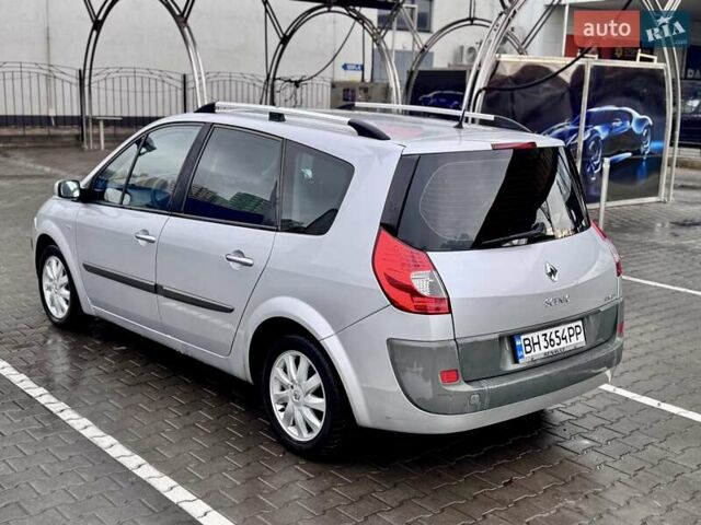 Серый Рено Гранд Сценик, объемом двигателя 1.9 л и пробегом 247 тыс. км за 6400 $, фото 19 на Automoto.ua