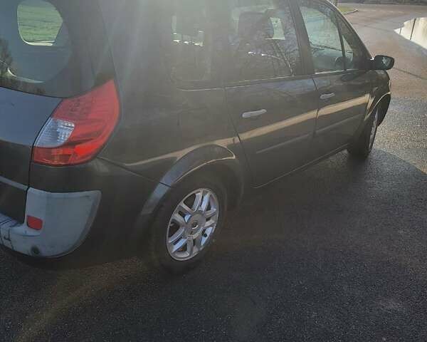 Сірий Рено Гранд Сценік, об'ємом двигуна 2 л та пробігом 195 тис. км за 5600 $, фото 55 на Automoto.ua