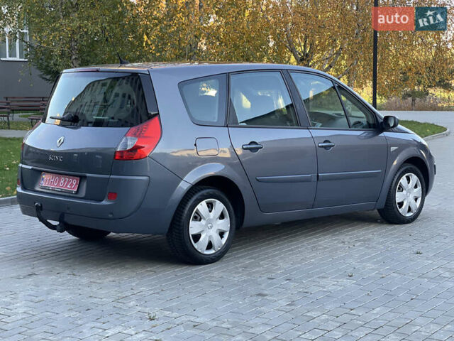Сірий Рено Гранд Сценік, об'ємом двигуна 1.6 л та пробігом 198 тис. км за 5950 $, фото 9 на Automoto.ua