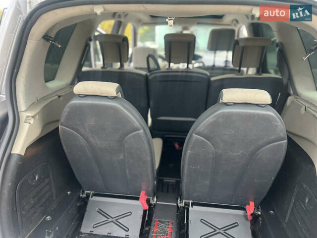 Сірий Рено Гранд Сценік, об'ємом двигуна 1.5 л та пробігом 170 тис. км за 4700 $, фото 21 на Automoto.ua