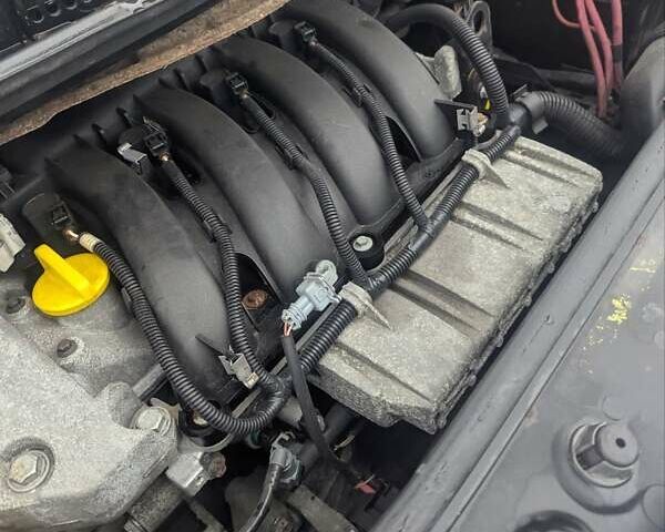 Серый Рено Гранд Сценик, объемом двигателя 2 л и пробегом 220 тыс. км за 5200 $, фото 40 на Automoto.ua