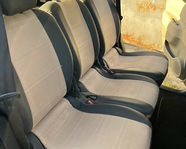 Серый Рено Гранд Сценик, объемом двигателя 1.46 л и пробегом 263 тыс. км за 6100 $, фото 14 на Automoto.ua