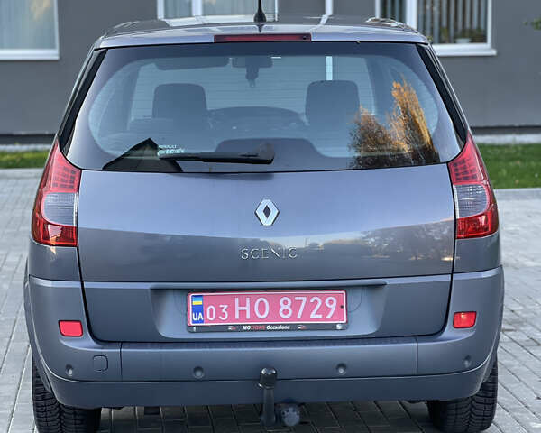 Сірий Рено Гранд Сценік, об'ємом двигуна 1.6 л та пробігом 198 тис. км за 5950 $, фото 7 на Automoto.ua