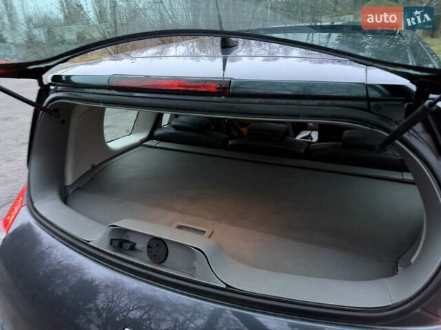 Серый Рено Гранд Сценик, объемом двигателя 2 л и пробегом 140 тыс. км за 5750 $, фото 25 на Automoto.ua