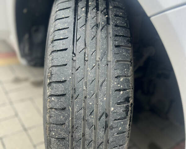 Сірий Рено Гранд Сценік, об'ємом двигуна 1.5 л та пробігом 170 тис. км за 4700 $, фото 17 на Automoto.ua