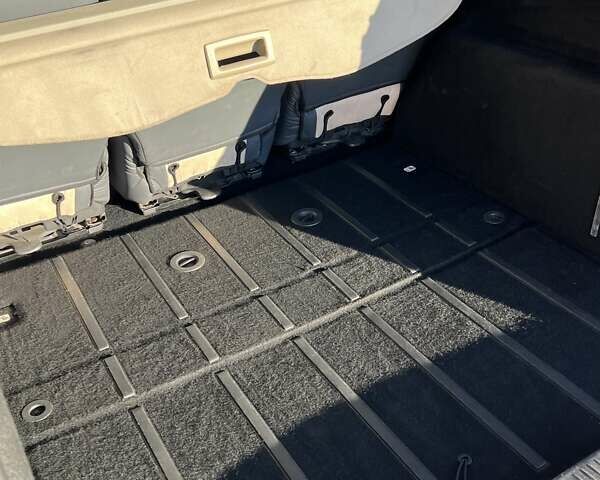 Серый Рено Гранд Сценик, объемом двигателя 1.46 л и пробегом 263 тыс. км за 6100 $, фото 8 на Automoto.ua