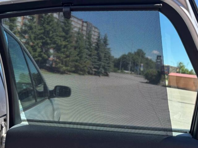 Серый Рено Гранд Сценик, объемом двигателя 2 л и пробегом 209 тыс. км за 5750 $, фото 14 на Automoto.ua