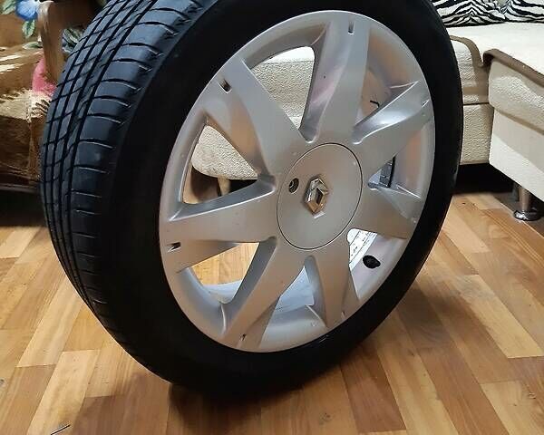 Серый Рено Гранд Сценик, объемом двигателя 1.5 л и пробегом 216 тыс. км за 6600 $, фото 66 на Automoto.ua