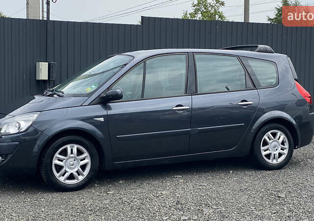 Серый Рено Гранд Сценик, объемом двигателя 2 л и пробегом 264 тыс. км за 5899 $, фото 54 на Automoto.ua