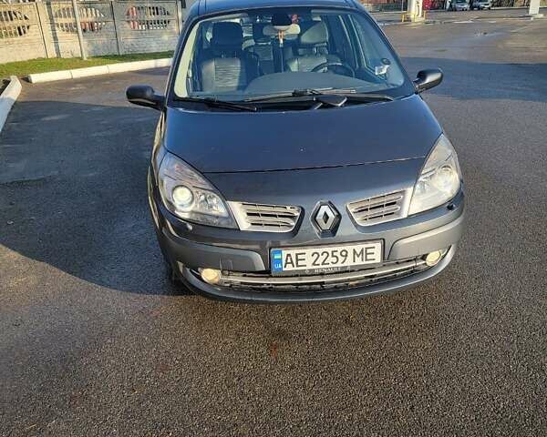 Сірий Рено Гранд Сценік, об'ємом двигуна 2 л та пробігом 195 тис. км за 5600 $, фото 61 на Automoto.ua