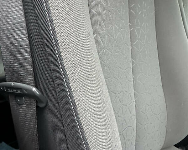 Серый Рено Гранд Сценик, объемом двигателя 1.6 л и пробегом 187 тыс. км за 5400 $, фото 48 на Automoto.ua